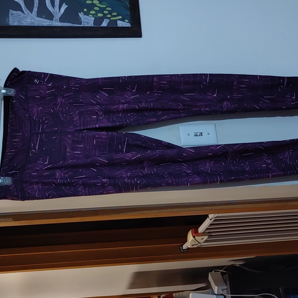Athletic leggings